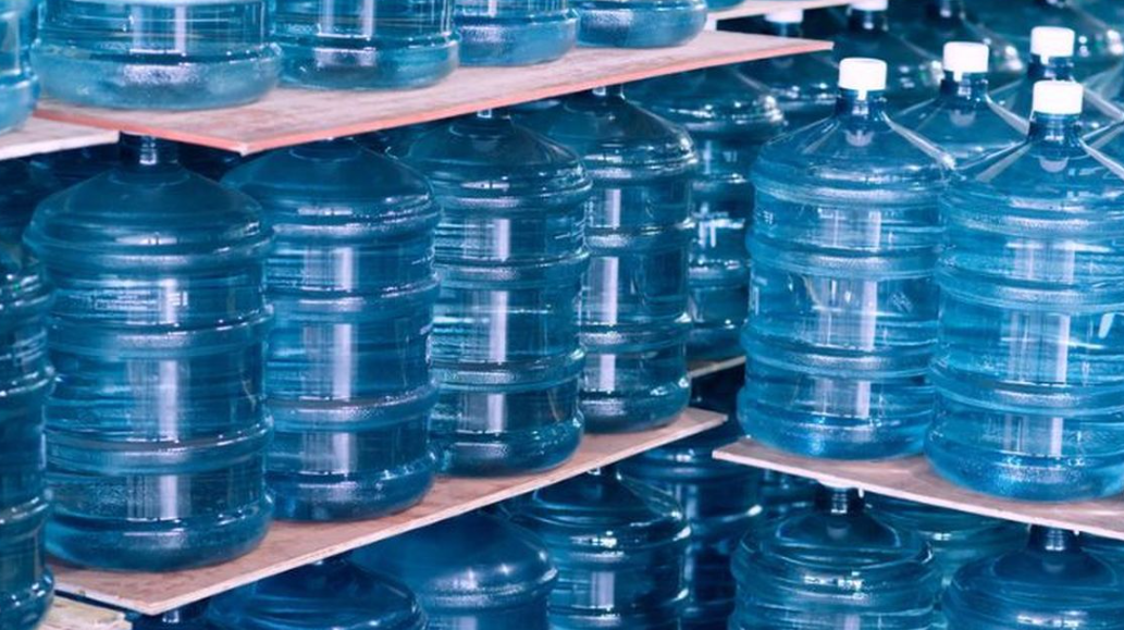 Investigasi KKI: 40 Persen Galon Guna Ulang Terbukti Sudah Tak Aman, Potensi Bahaya BPA Mengintai Warga Kota